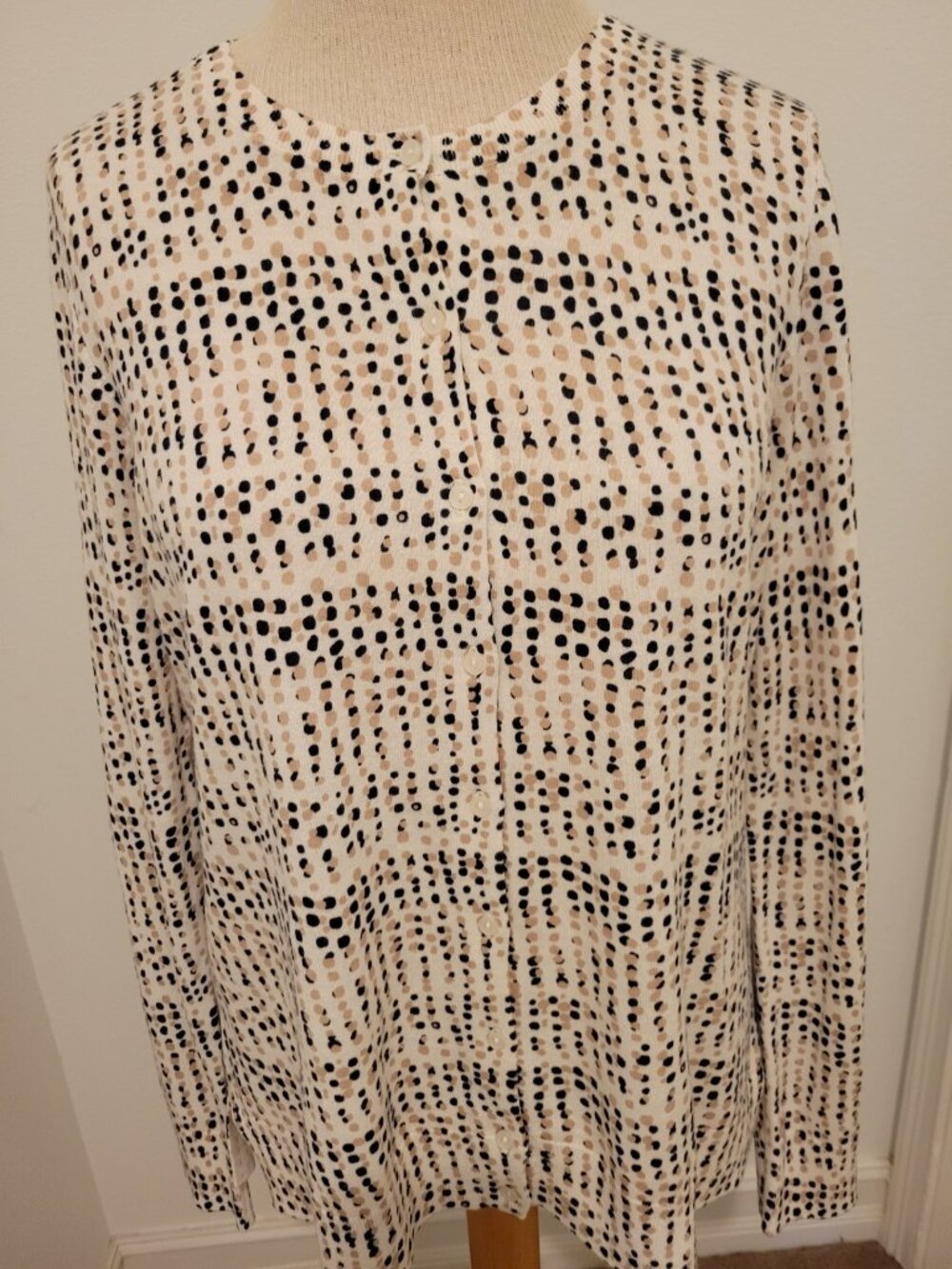 Lightweight print button front cardigan